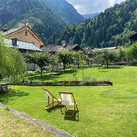 L'Aria Di Casa Bed & Breakfast Alagna Valsesia Luaran gambar