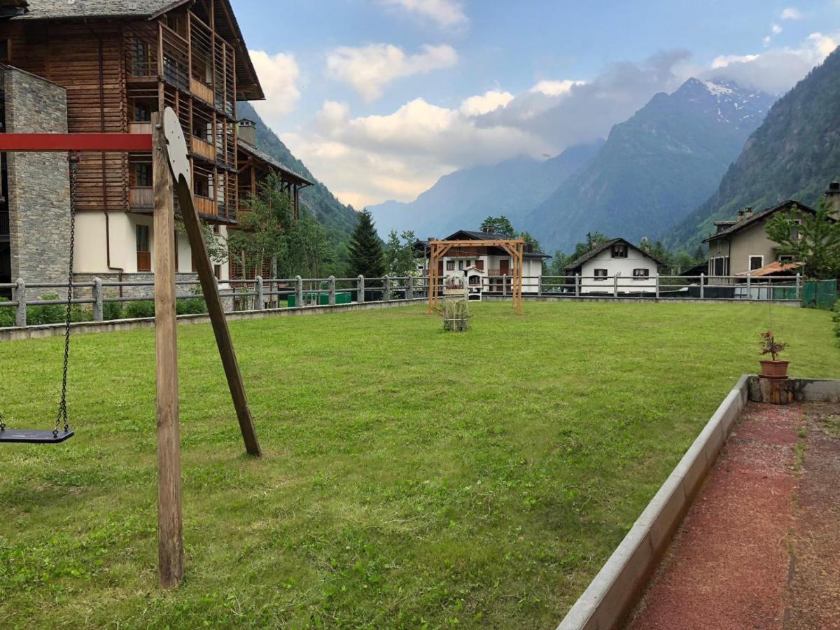 L'Aria Di Casa Bed & Breakfast Alagna Valsesia Luaran gambar