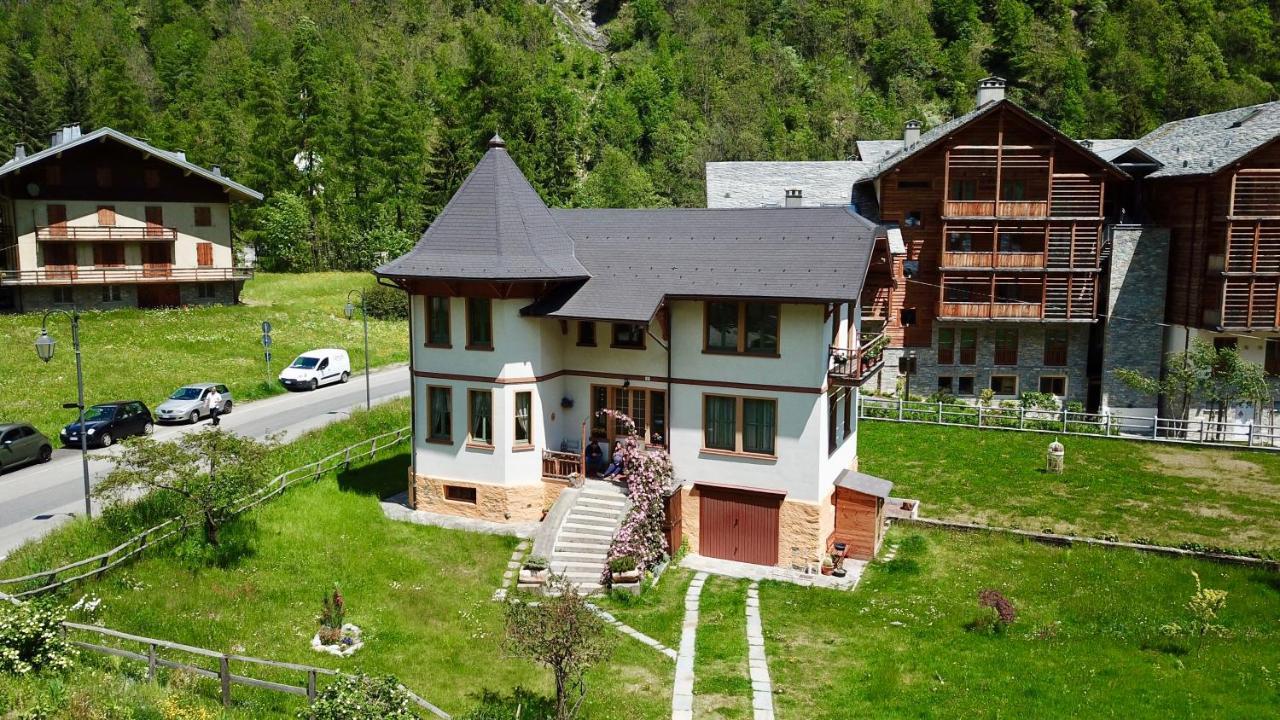 L'Aria Di Casa Bed & Breakfast Alagna Valsesia Luaran gambar