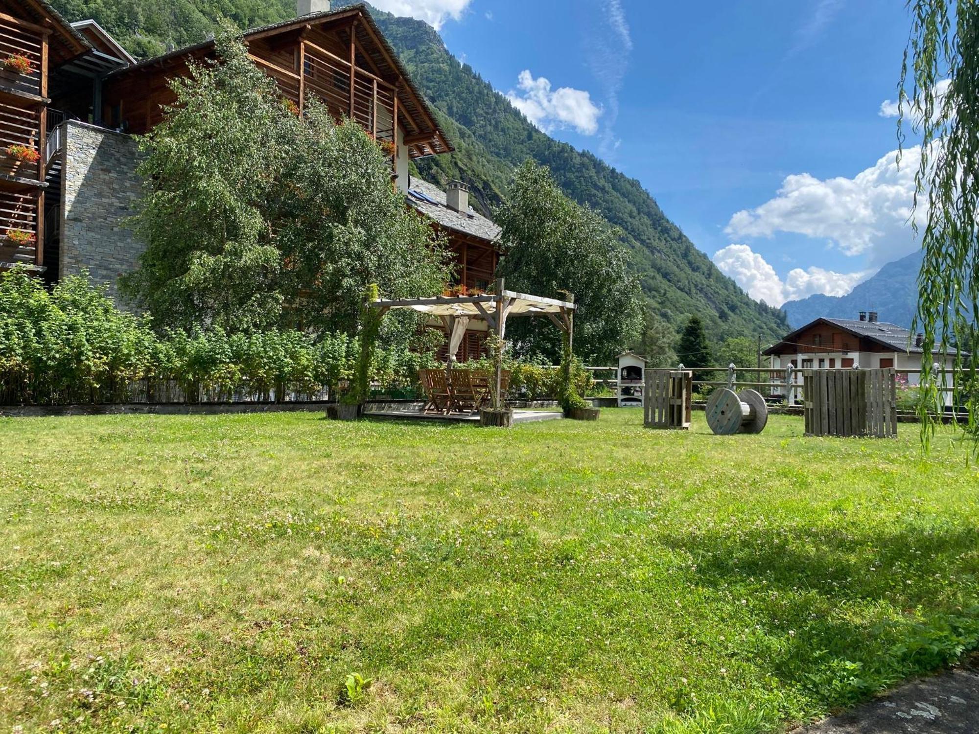 L'Aria Di Casa Bed & Breakfast Alagna Valsesia Luaran gambar