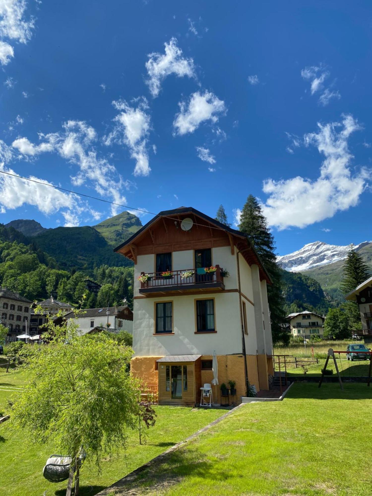 L'Aria Di Casa Bed & Breakfast Alagna Valsesia Luaran gambar