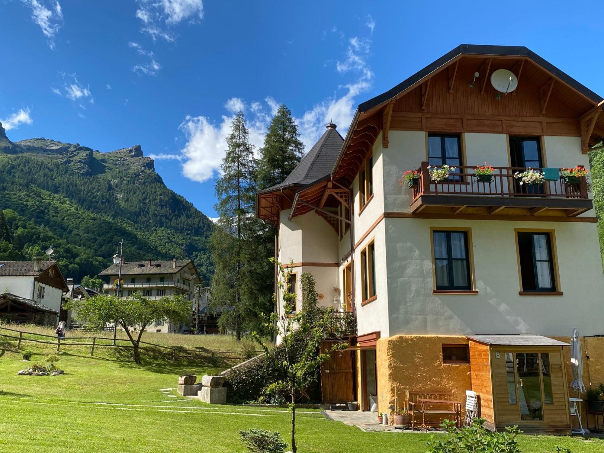 L'Aria Di Casa Bed & Breakfast Alagna Valsesia Luaran gambar