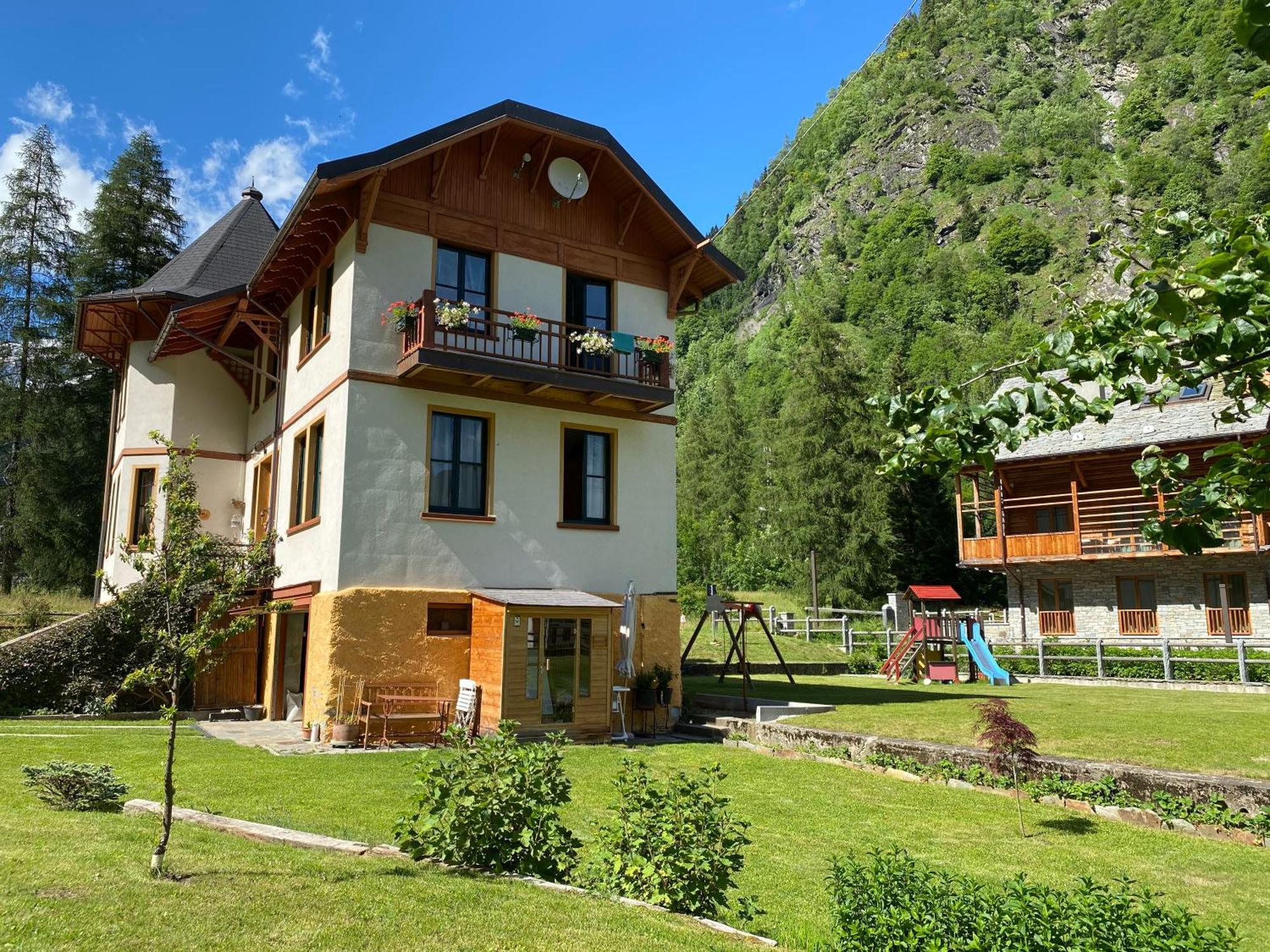 L'Aria Di Casa Bed & Breakfast Alagna Valsesia Luaran gambar