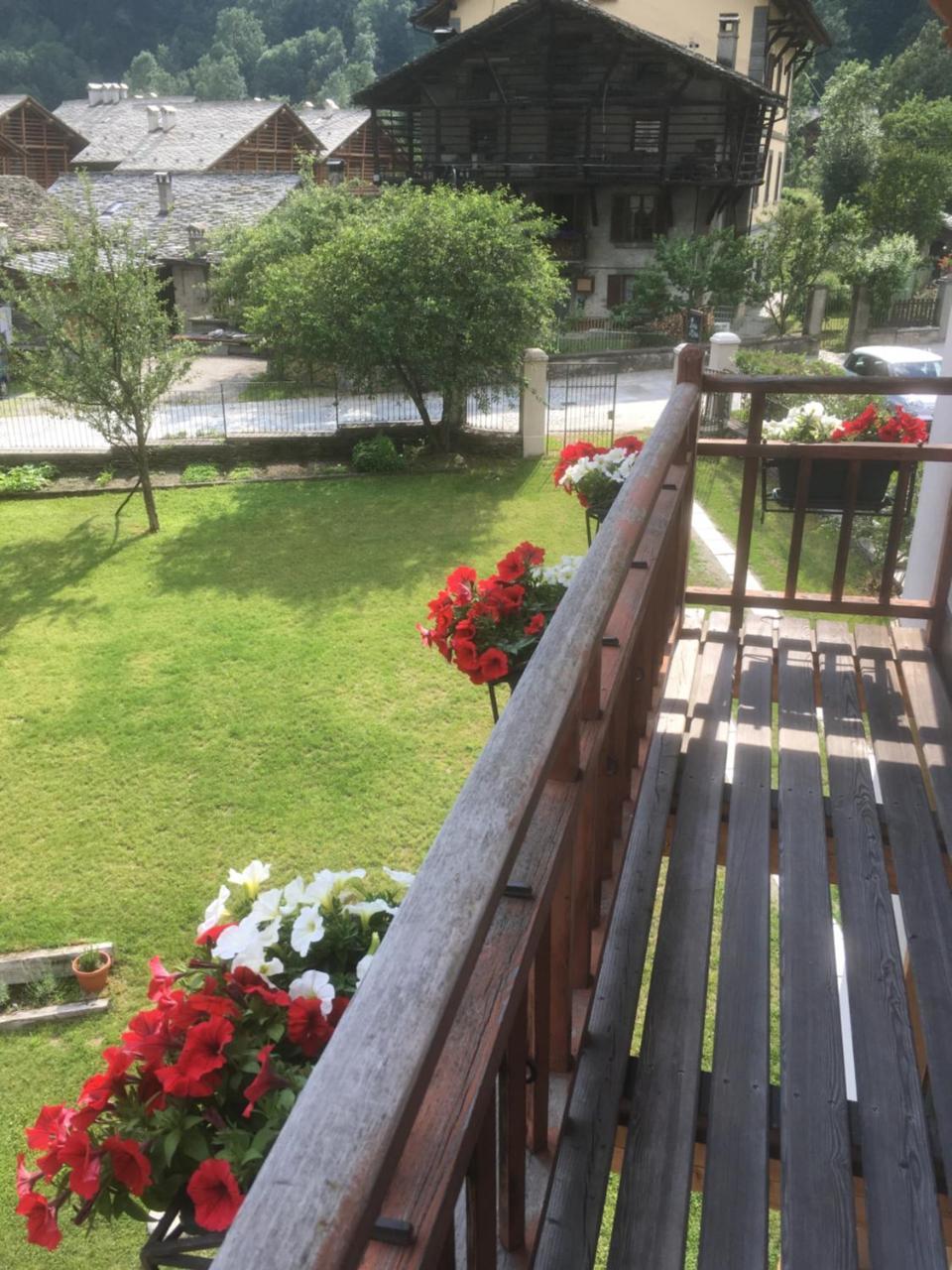 L'Aria Di Casa Bed & Breakfast Alagna Valsesia Luaran gambar